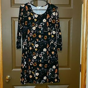 Black and floral 3/4 sleeved dress